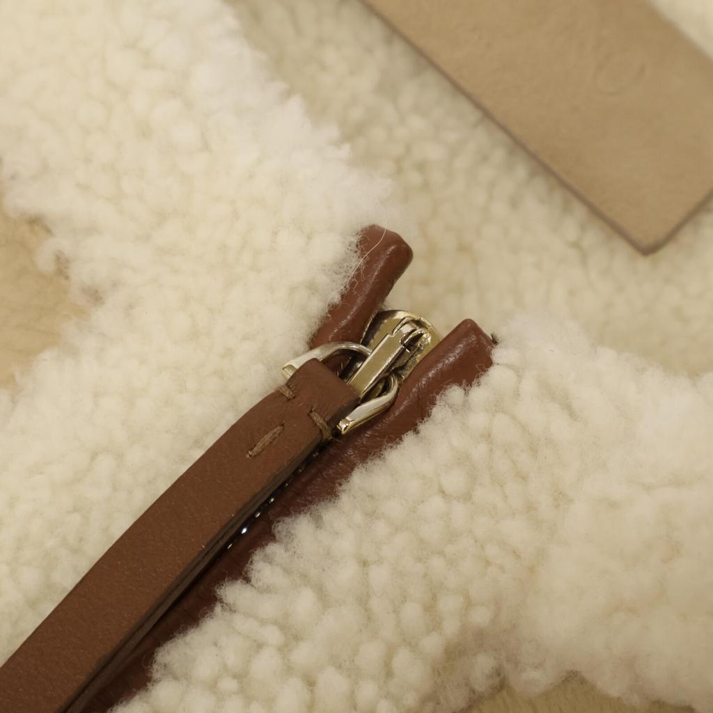 Valentino Garavani Beautiful VHardware Mouton Jacket beigeUsed