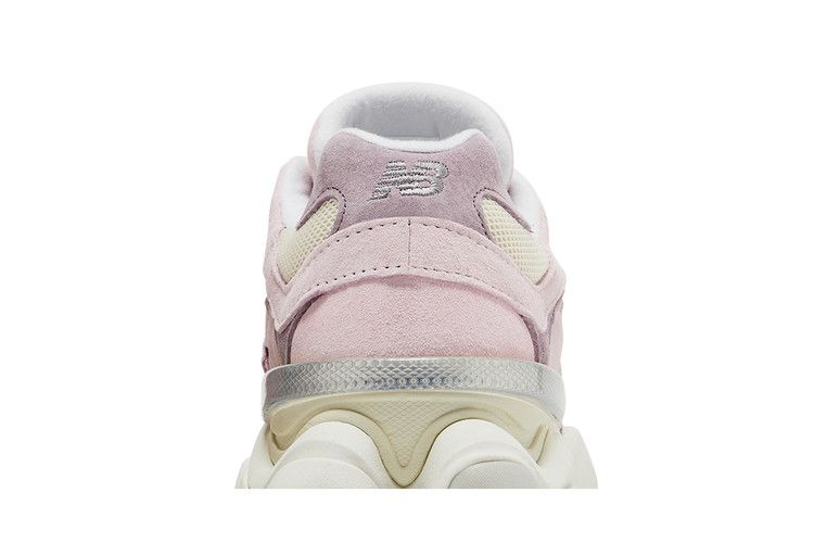 New Balance 9060 Rozen Suiker Angora