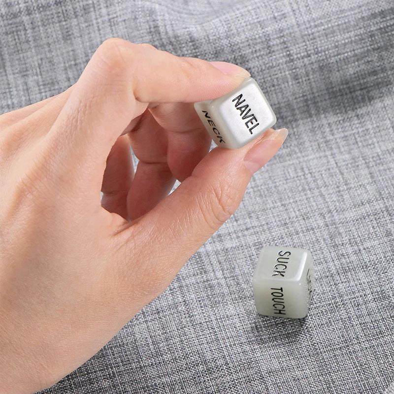 2Pcs Glow In Dark Love Dice Toys Adult Couple Lovers Games Aid Sex Party Gift