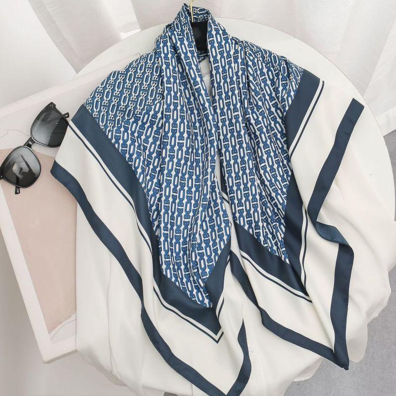 Black and White Animal Print Faux Silk Twill Scarf - 90x90CM Autumn/Winter Shawl for Women