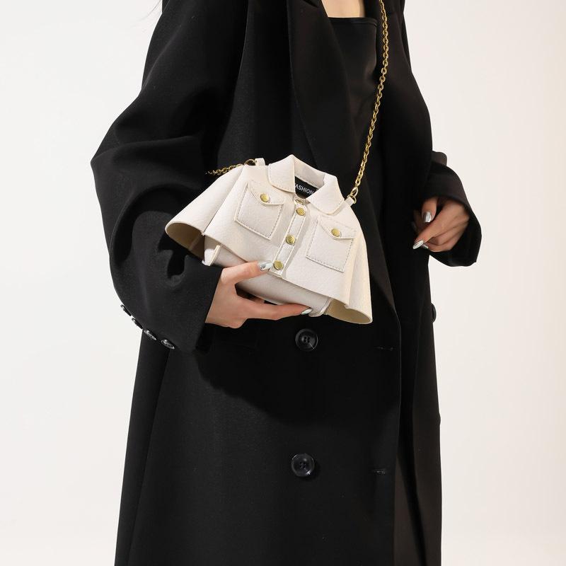 Personality Clothes Rivet Bag Bag 2025 New Korean Version Fashion Trend Single Shoulder Ladies Internet Celebrity Crossbody Small Square Bag Pu