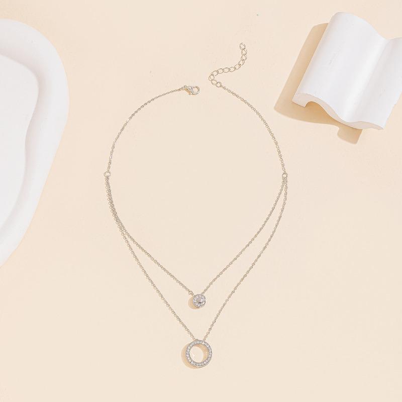 Round Necklace Light Luxury High Sense Diamond Pendant Women's Fashion Simple Design Sense Collarbone Chain