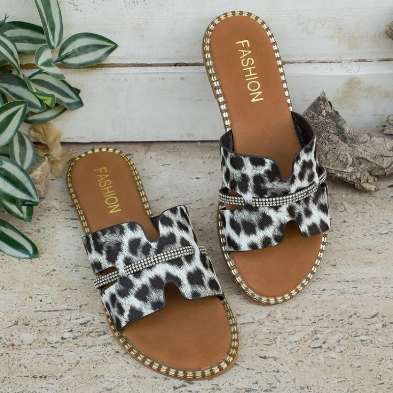 Women's Leopard Print Flat Bottom Slippers Summer One Strap Slip On Comfortable Casual Sandals Large Size