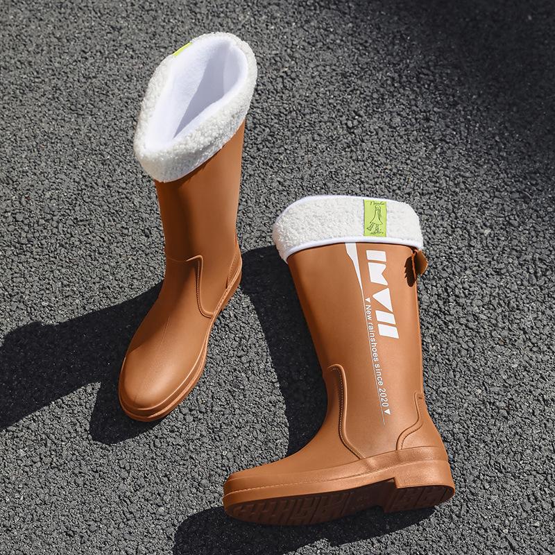 New high tube rain shoes women's water shoes fashion rain boots outdoor rubber shoes fleece thickened non-slip water boots