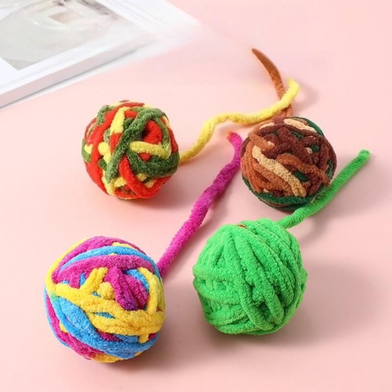 1Pc Interactive Cat Toys Yarn Ball Toy With Bell For Cats Kittens Playing Random Color