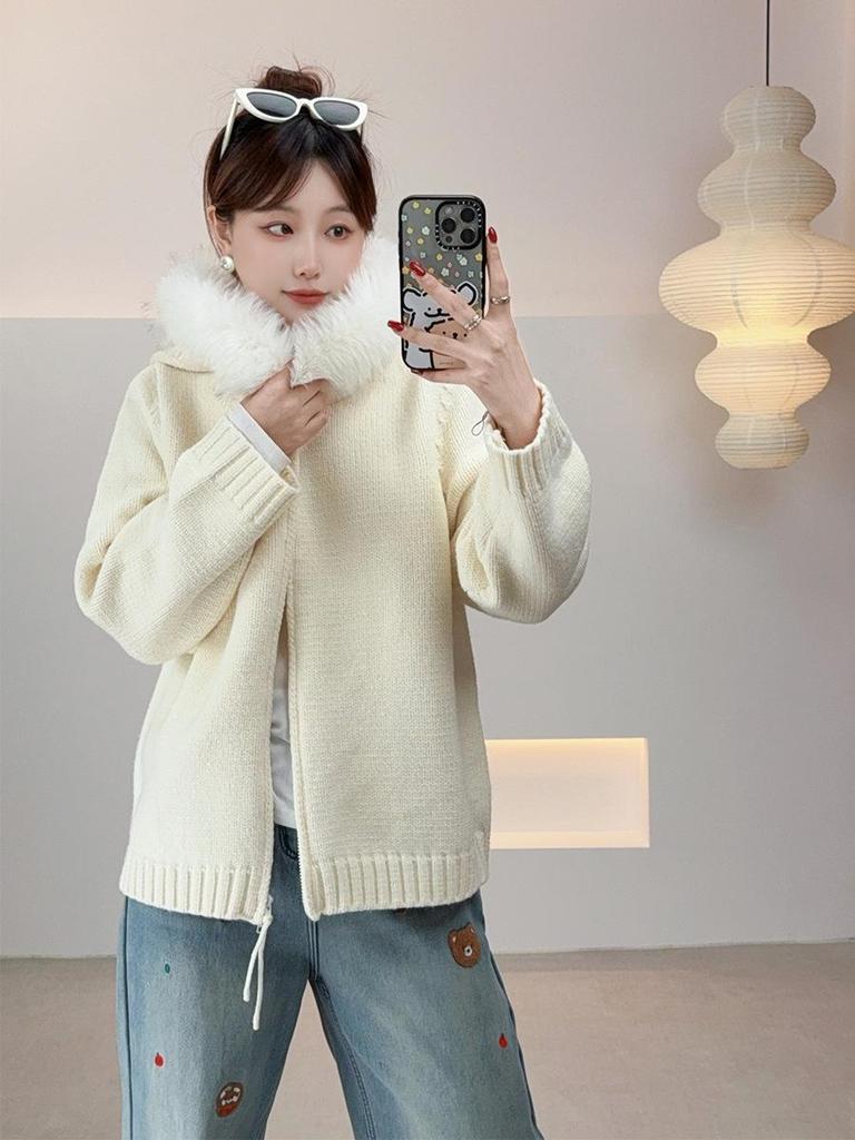 AI Yuan 2025 Winter Plus Size Women's Hooded Sweater with Fur Collar & Dual Zipper, Design MM F701.