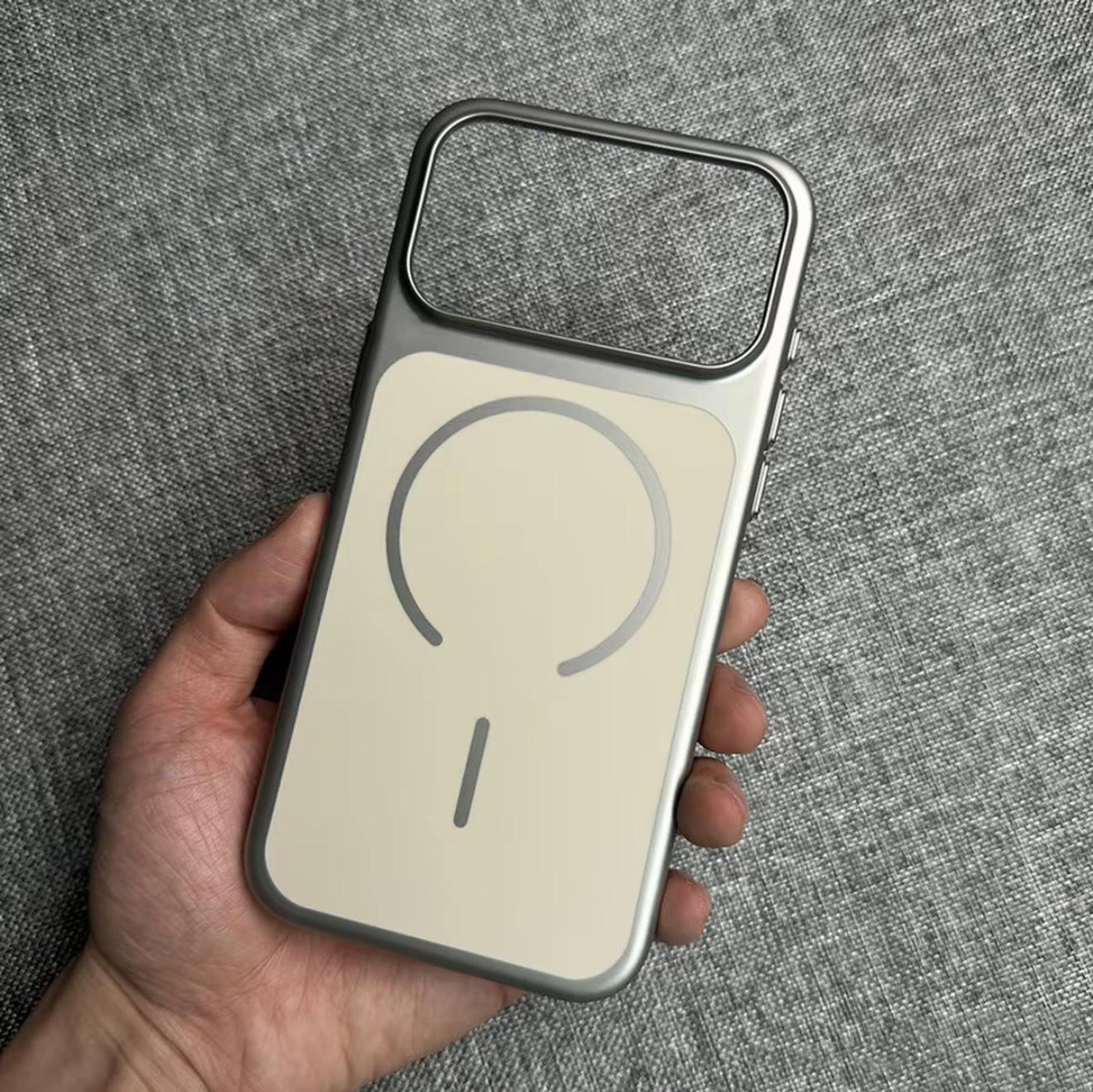 

Compatible with iPhone 17 Pro Max: Magnetic Quasi-Molecular Skin-Feel Full Coverage Phone Case with Large Hole for Apple 16. 15 PRO