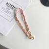 Leichter Luxusstil Hochwertiges Mobiltelefon Tragbare Kette Lanyard Galvanisierte Xiaoxiangfeng Handy-Lanyard Ist für Alle Modelle Anwendbar