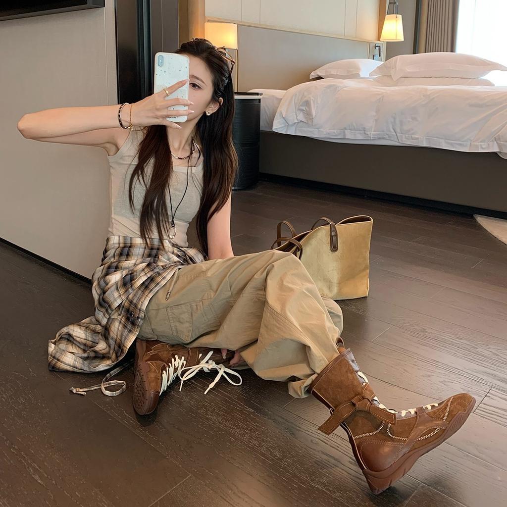 Miyou Version~ 2025 New Fashionable Retro Color Matching Versatile Strap Side Zipper Hunting Outfit Dexun Martin Boots Women's Autumn