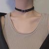 Halsband & Hängen – Chokers
