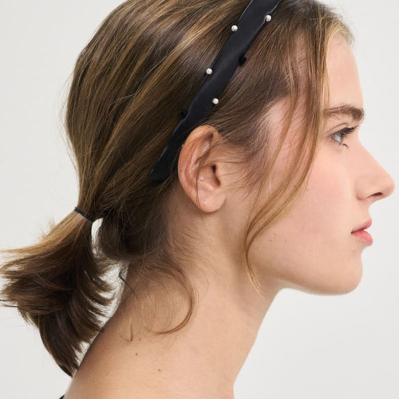 

ИЗВИНИТЕ СЛИШКОМ МНОГО ЛЮБВИ Жемчужный камень Прозрачная атласная повязка на голову_Черный SINGLE TYPE