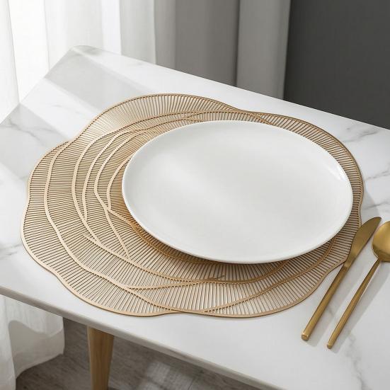 Modern Dining Table Accessories Rose Placemat for Table, Non-slip PVC Heat Resistant Mat with Kitchen Protection Mats Pattern, 38cm Washable