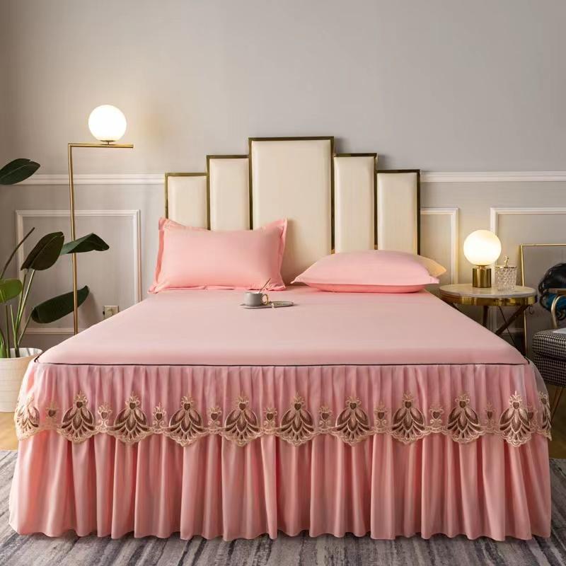 3-teiliges Set aus weicher Tagesdecke aus Rohbaumwolle für romantische Bettdecken und Bettlaken mit Staubschutz, bestickter Bettrock mit Spitzenrand und 2 Kissenbezügen