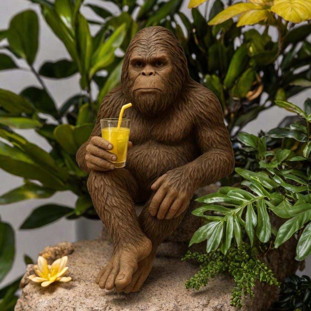 Drinking Ornament Resin Figurine Sasquatch Wine Lover Figurine Resin Statue for Home Office Decor Wild Man Sculpture Desktop