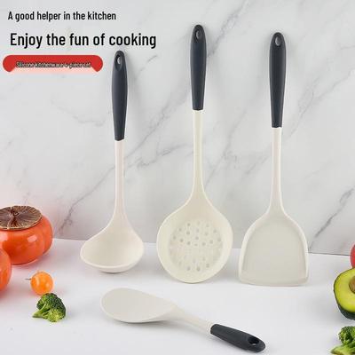 Stoviglie – Set di utensili da cucina