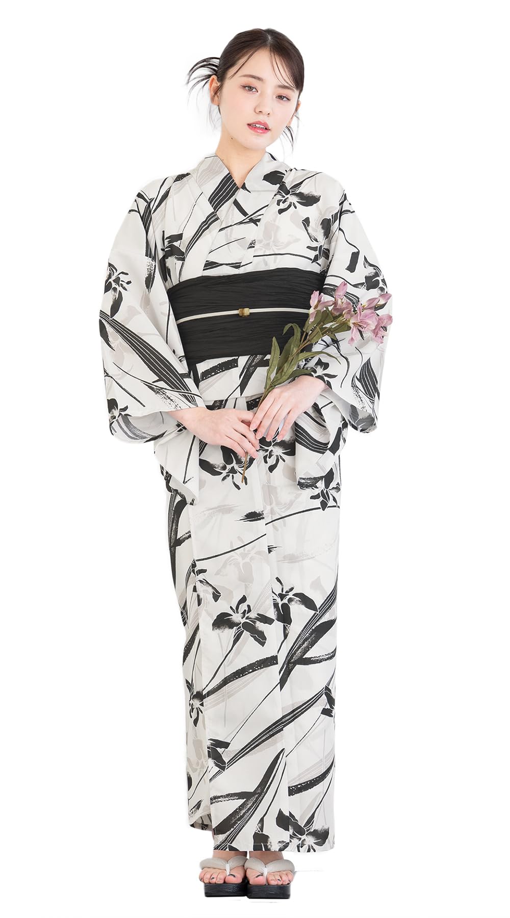 

SOUBIEN Комплект Юката Флоро Хеко и Один Размер Подходит Колокольчик в Цвету и Черный Женский 3 Предмета (Юката, Оби, Гета), Все, (ykt10308-obs00256)