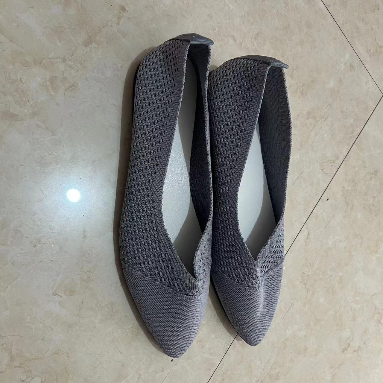 

Женские однотонные удобные повседневные туфли без шнуровки большого размера на плоской мелкой подошве для девочек 38 серый