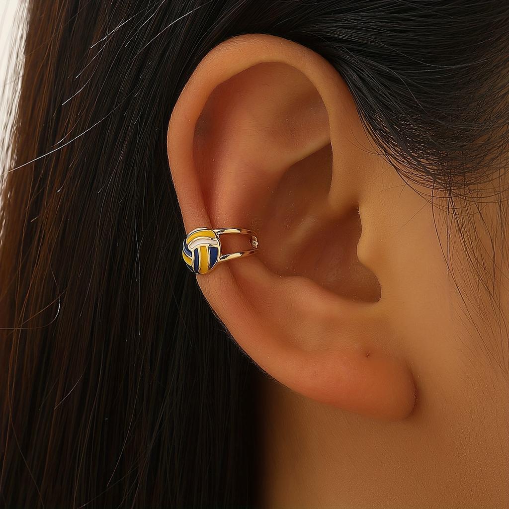 A Minimalist And Stylish Sporty Football, Basketball, Rugby, And Volleyball Ear Clip Suitable for Everyday Wear, Exquisite And Versatile