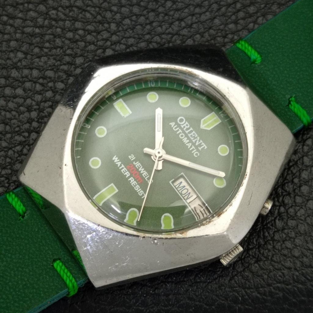 ORIENT AUTOMATIC 46941 JAPAN MENS VINTAGE GREEN COLOR DIAL WATCH a701860-5 R207-a701860
