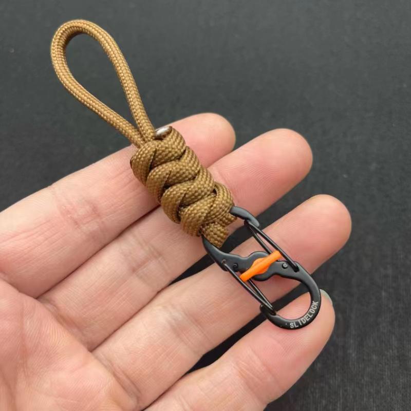 Kompaktní paracordový klíčenka proti krádeži s uzamykatelným hákem a přezkou Figure 8 pro venkovní použití