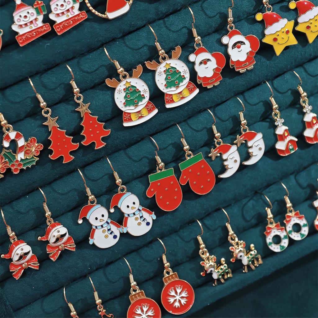 5Pairs Christmas Mixed Earrings Set for Women Santa Claus Xmas Tree Snowflake Elk Snowman Hook Stud Earring Girl Party Jewelry
