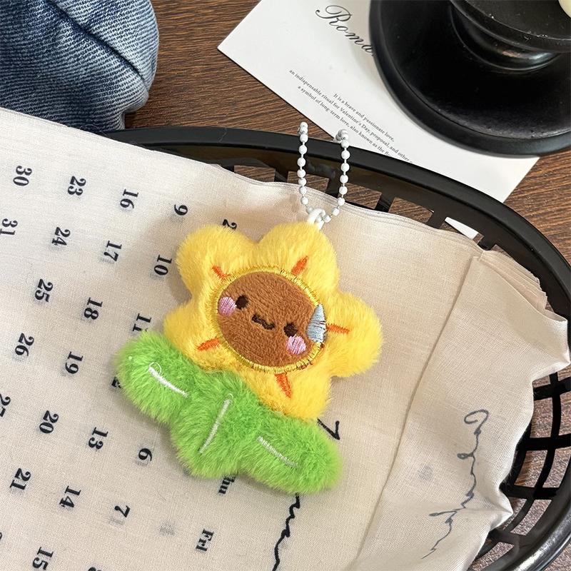 Cute Plush Sunflower Pendant Keychain Creative Yellow Flower Keychain Bag Accessories Charm Student Graduation Gift A10