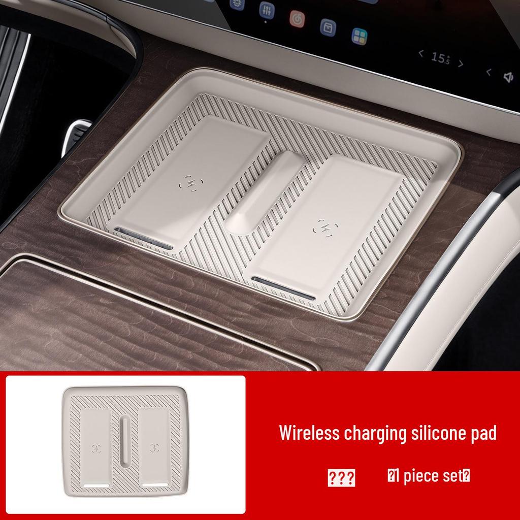 Nio ES9 Wireless Charging Silicone Pad - Anti-slip Center Console Accessory