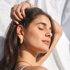 Classics Retro Texture Striped Polished Metal C Shape Huggie Hoop Earrings for Women Stylish Waterproof Stainless Steel Bijoux