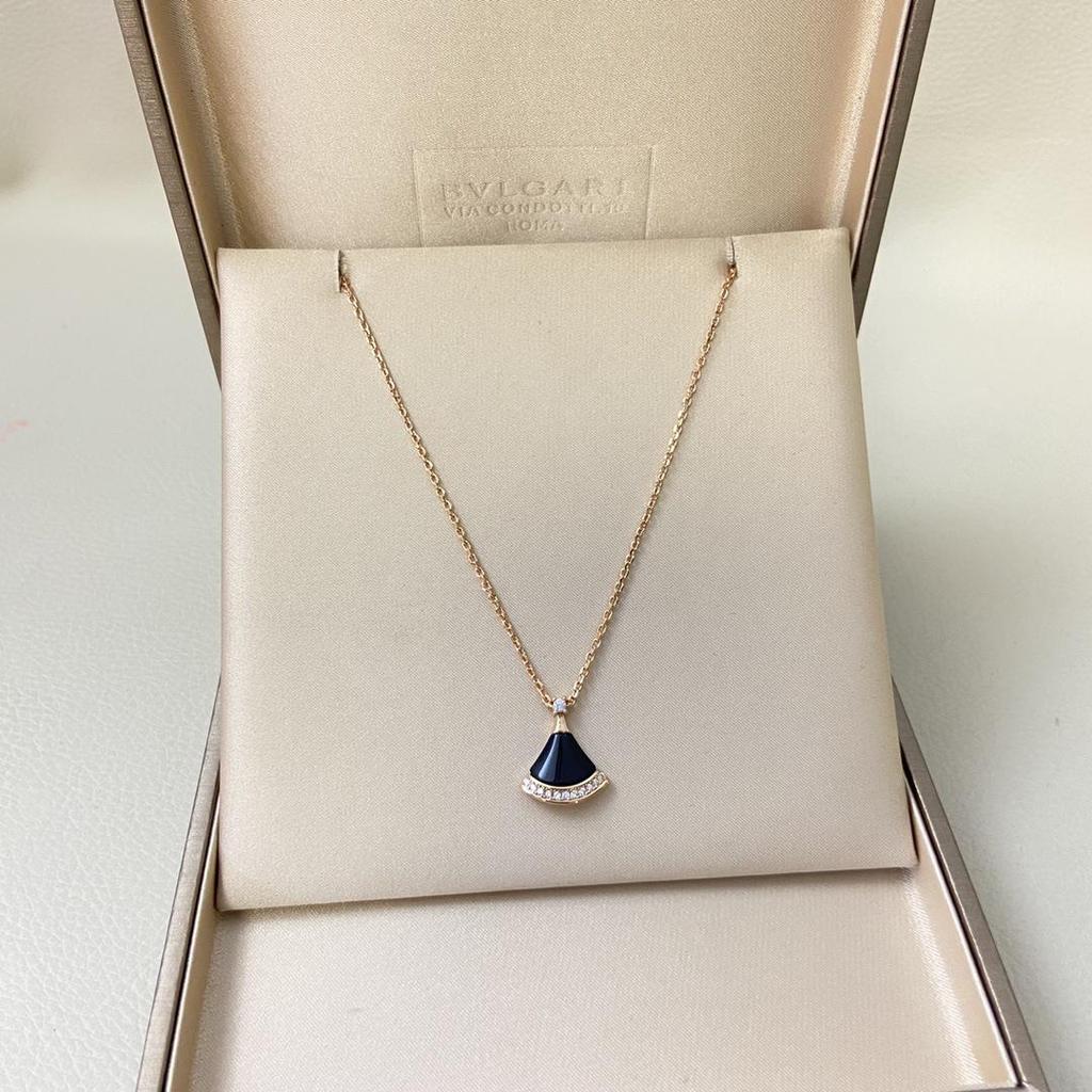 Natural Mother-of-Pearl Double-Layer Fan Pendant Necklace - Women's Luxury Clavicle Chain