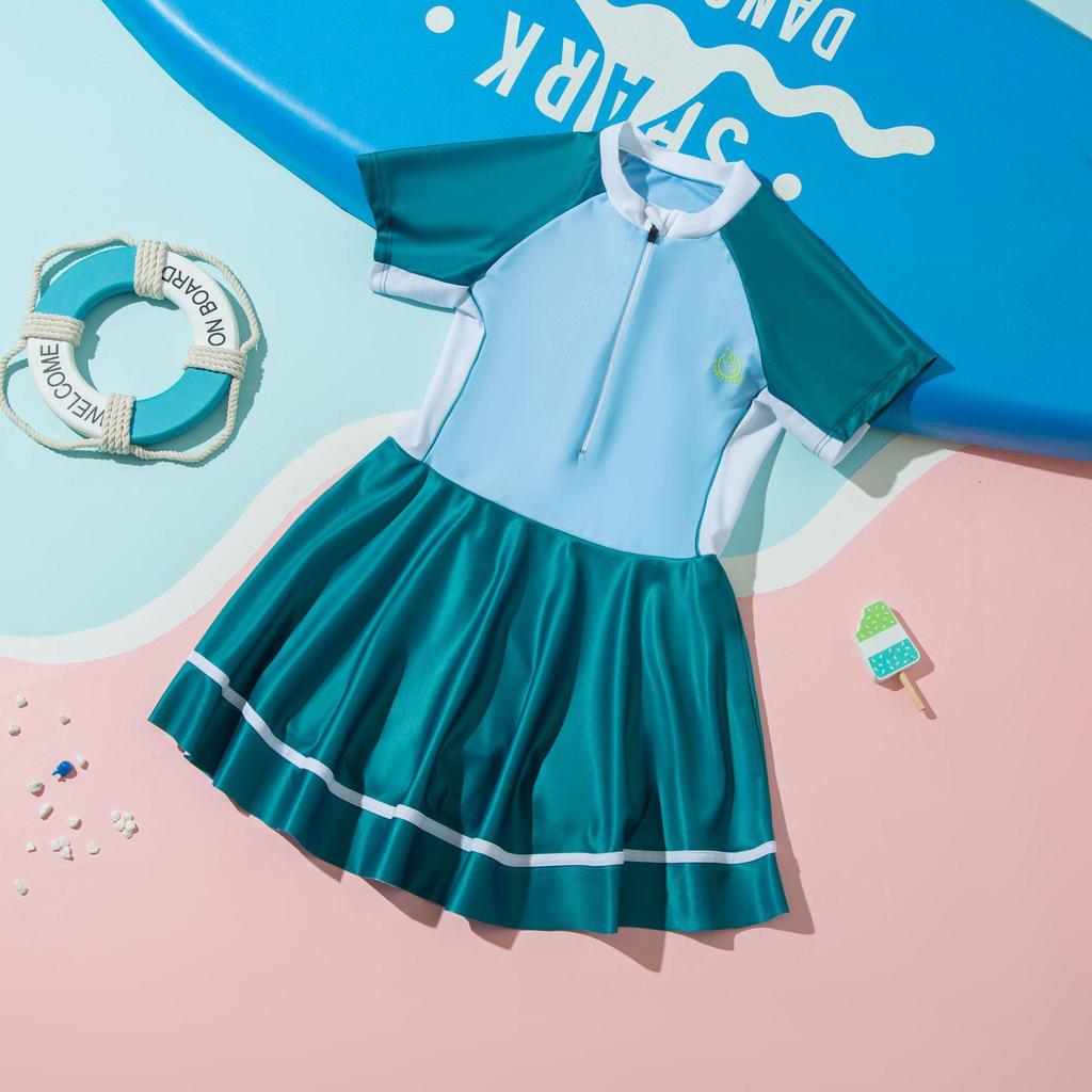 Girls' Sporty One-Piece Skirt Style Swimsuit for Training and Hot Springs