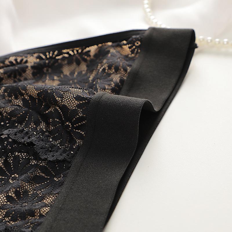 French Lace Triangle Cup Breathable Suspenders Girls Bra Without Steel Ring Thin Style Simple and Comfortable Push-up Bra