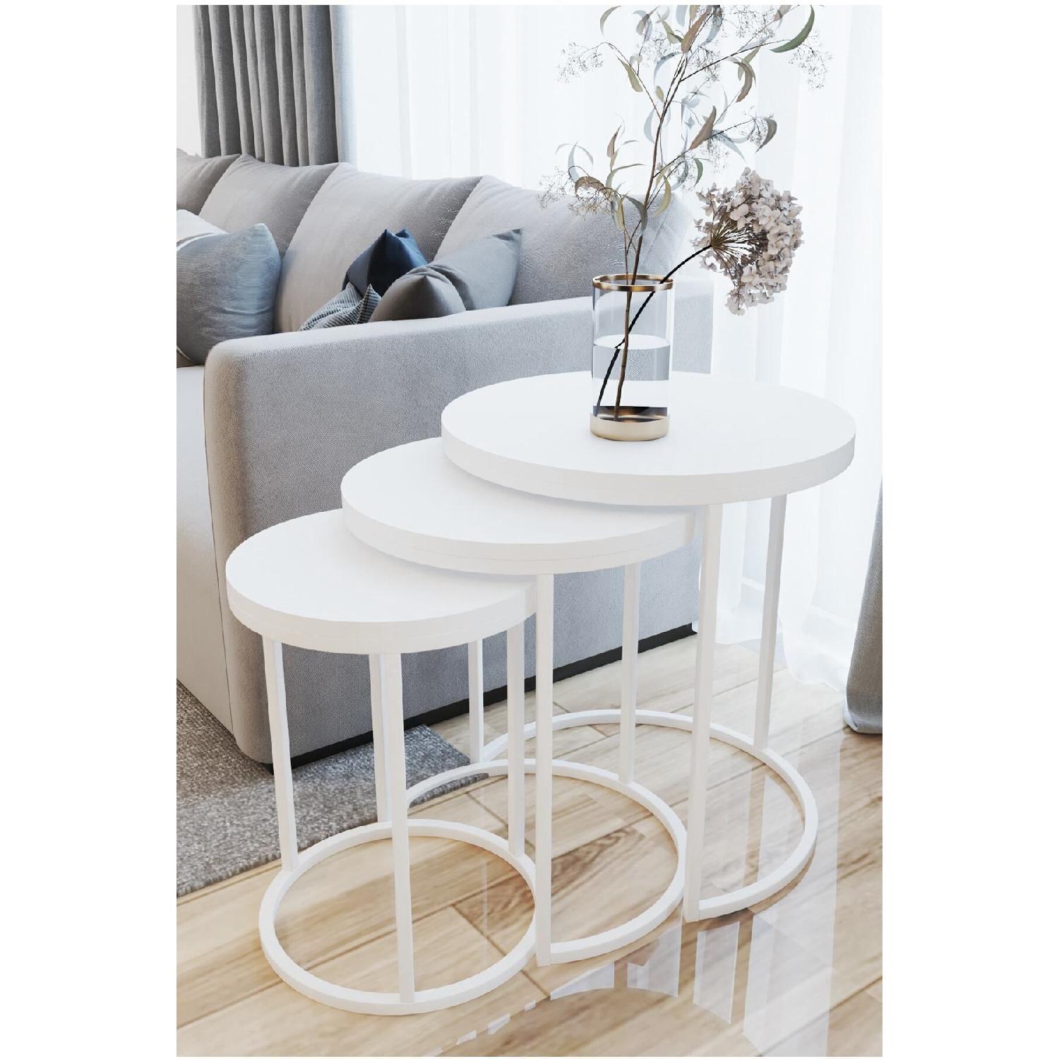 

Набор журнальных столиков Nesting Белый Белый