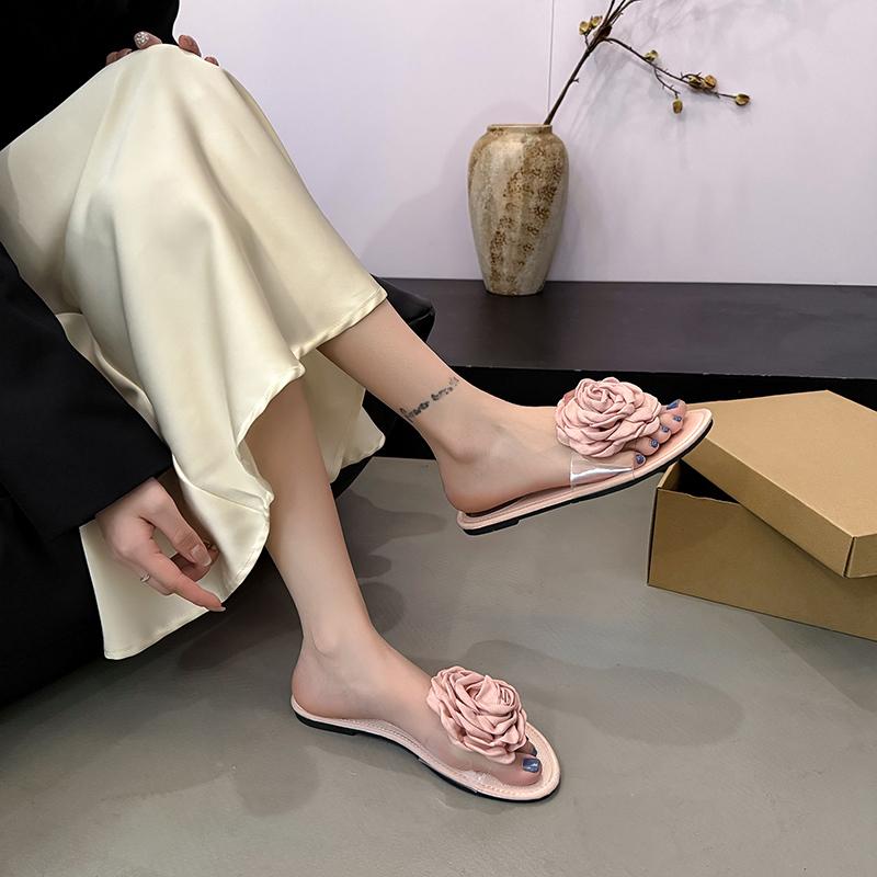 Women Slippers 2026 New Summer Elegant Women Shoes Trend Comfortable Flat Slippers Fashionable Flower Sandals Home Slides Women