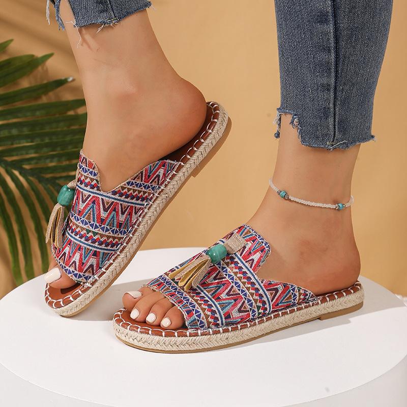 Mode 2025 Böhmische Flache Hausschuhe Damen Outdoor Sommer Neu Quaste Strandsandalen Große Größe Cross-Border Hausschuhe für Erwachsene