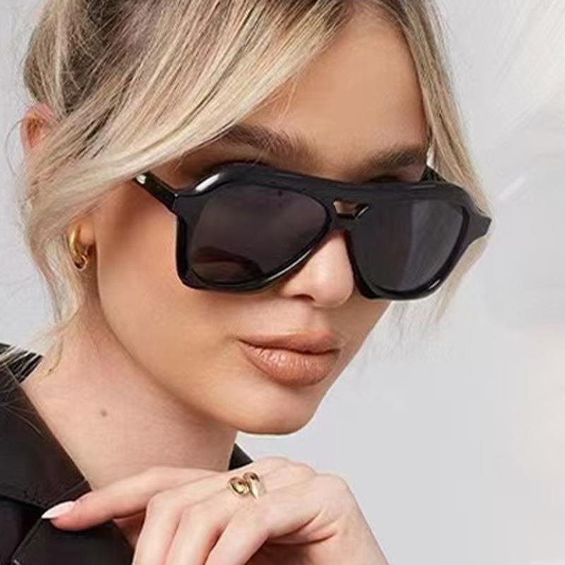 Retro Doppelbügel Sonnenbrille Damen Marken Designer Brille Neu Ins Mode Personalisierte Farbverlauf Brille Herren Brille UV400