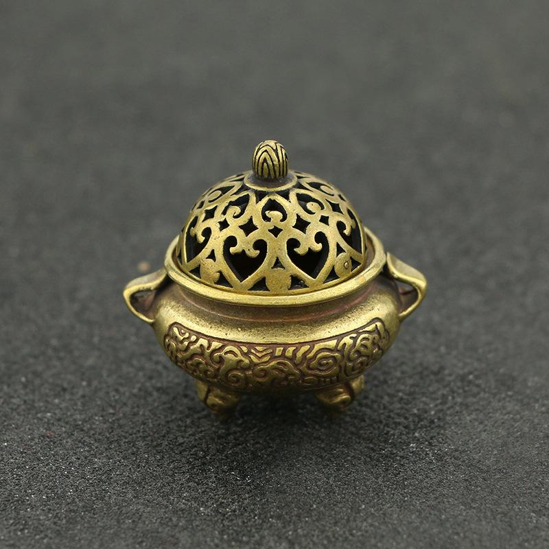 Creative Mini Aromatherapy Furnace, Home Indoor Zen Tea Ceremony Decor, Chinese Metal Three Legs Shape Small Incense Burner, 1Pc