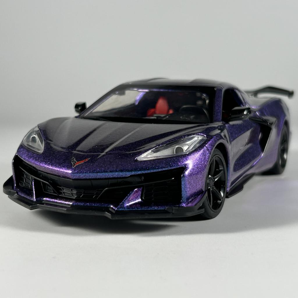1:24 Chevrolet Corvette Z06 Supercar Alloy Metal Diecast Model Car High Simulation Home Trendy Ornaments Toy Birthday Gifts Boys