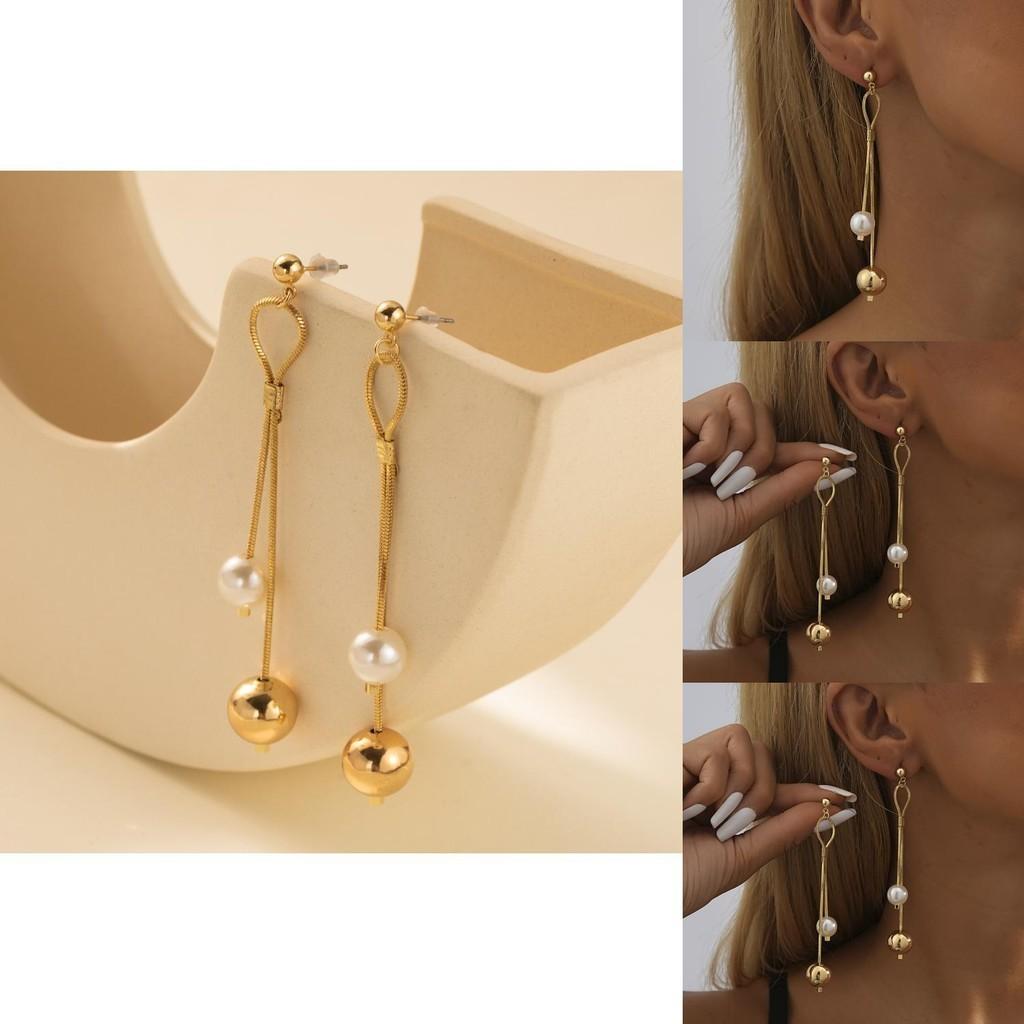 New 2023 Trend Asymmetrical Pearl Earrings Gold Plated Design