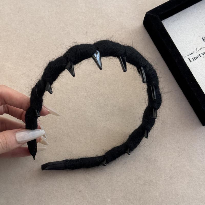Woolen Big Wavy Hair Band, Stylish and Anti-slip with Teeth, Face Washing Headband Hair Accessory with A High Crown Shape