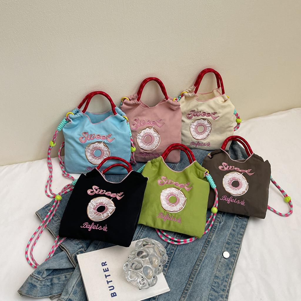 Natial Style Fashi Embroderied Women Bag 2026 Newest Urban Simple Fashi Shopping Bag Single Shoulder Fabrics Bag