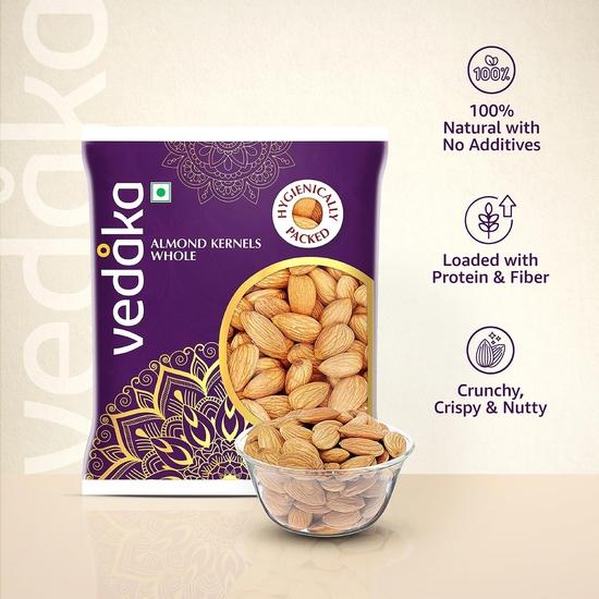Vedaka Premium Geröstete Kalifornische Mandeln | Leicht gesalzen | Trockenfrucht-Snack | 200g