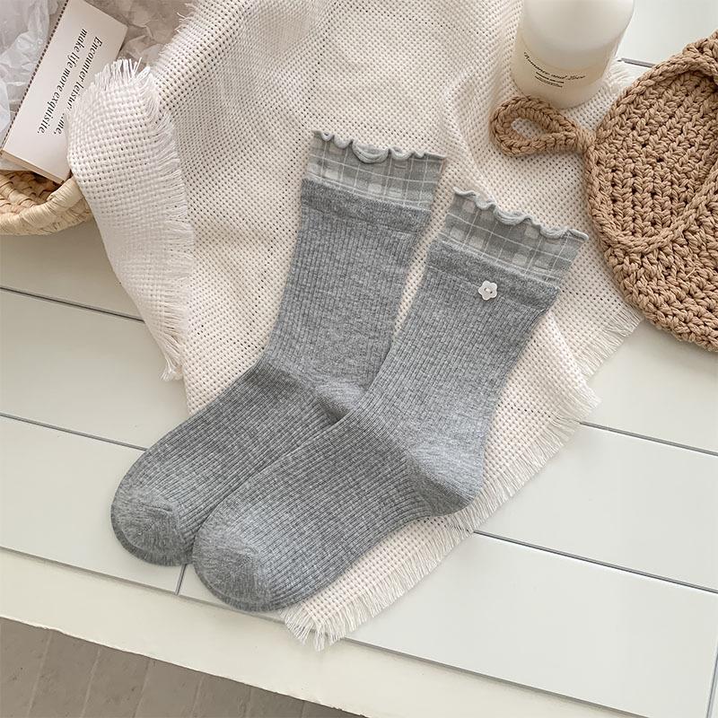 Ins-Style Double-Ribbed Plaid and Lace Mid-Calf Socks for Women - Korean Style, Perfect with Leather Shoes, Slouchy Fit