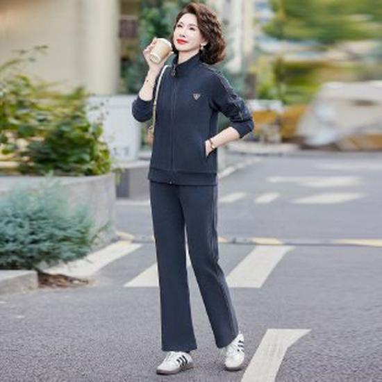 

Stylish Spring/Autumn Sports Suit for Middle-Aged Women: Casual Hoodie Apparel Set 5XL