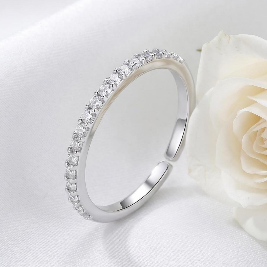 Nouveau Anneau en Cuivre Classiques Brillants Pour Femmes Bijoux de Mariage Charme d'Engagement Fête Cadeau Mode Anneau de Haute Qualité resizable gray