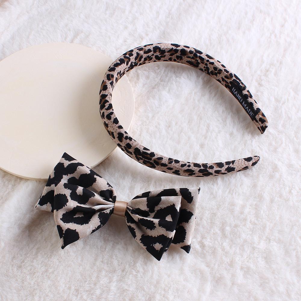 

Elegant Leopard Print Headband for Women, High Skull Top Pressure Hairband, Sweet Cool Hot Girl Hair Clip, Face Washing Makeup Headband, Hair White leopard print suit