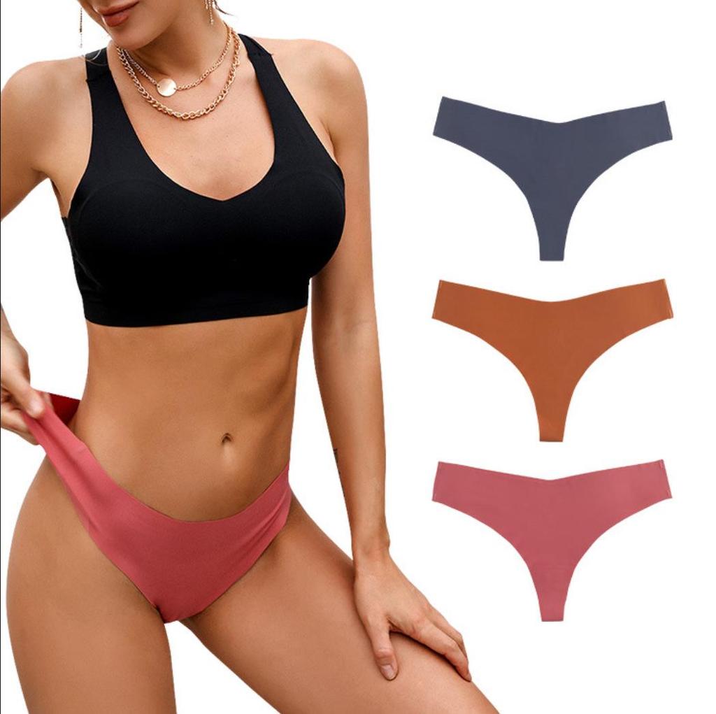 Women’s Plus Size Seamless Low-Waist Ice Silk Thong with Breathable Cotton Crotch