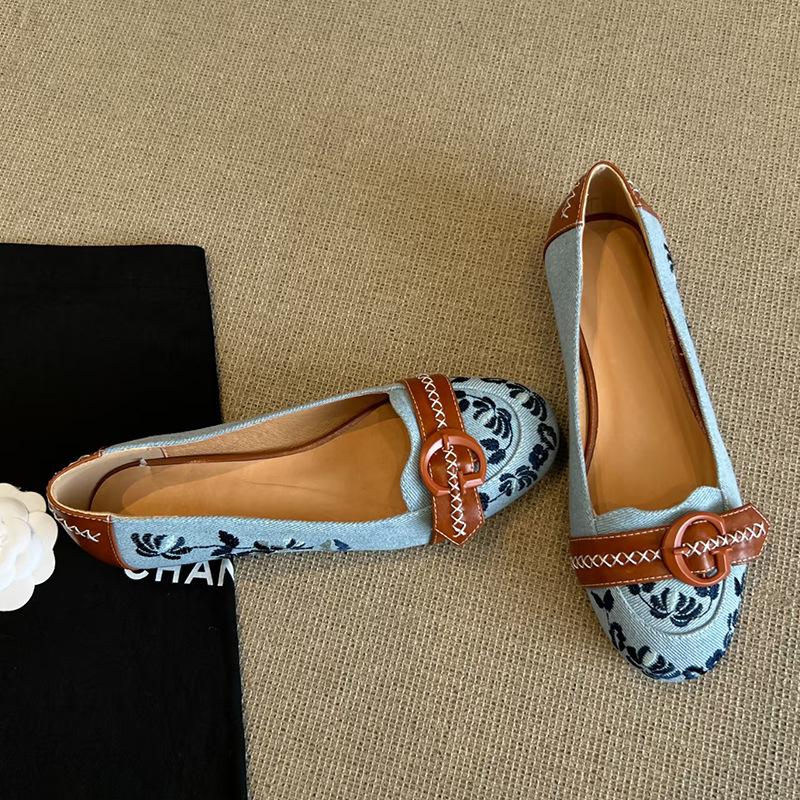 Sheepskin version~ niche design sense, round head, light mouth, belt buckle, flat-soled single shoes, women's one-pedal color matching Mary Jane shoes