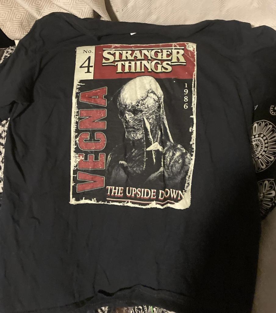 T-shirt Netflix Stranger Things Stagione 4 Vecna Nera Taglia XL