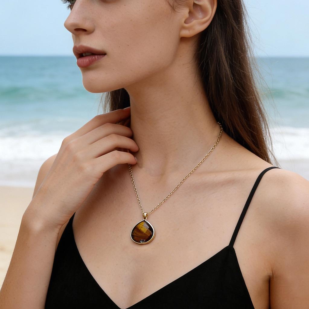 High Quality Simple Natural Stone Crystal Fashion French Light Luxury Water Drop Pendant Copper Plated Real Gold Necklace Jewelry