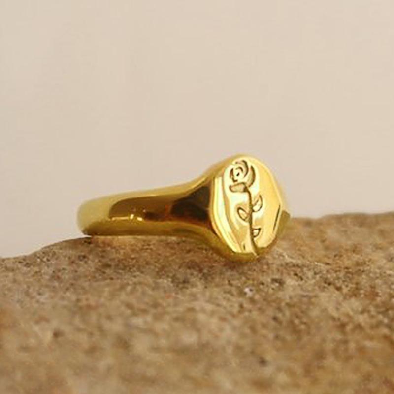Huitan Trendy Rose Flower Pattern Rings for Women Chic Noble Gold Color Metal Daily Jewelry Versatile Fashion Finger Accessories